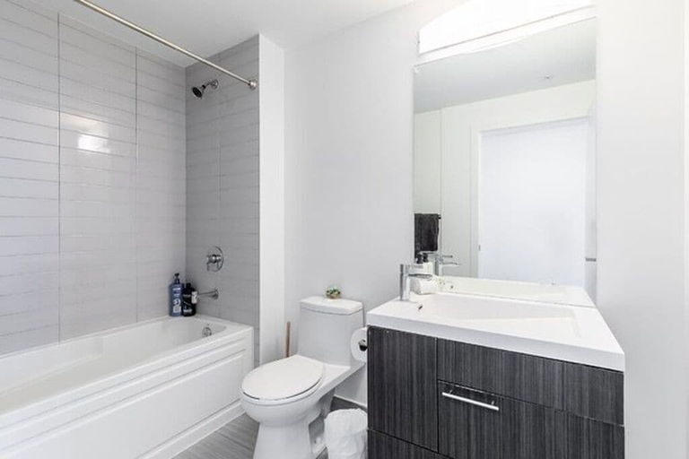 Bathroom, Ivory Atlas Collection Hotel DT, Toronto