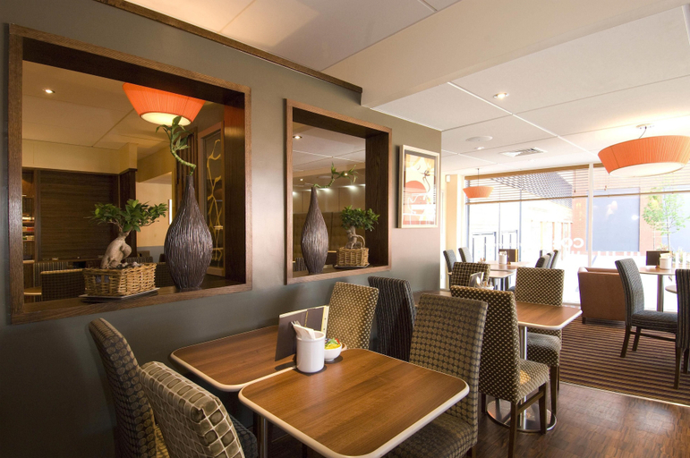 Food & Drinks 4, Premier Inn Coventry City Centre - Belgrade Plaza, Coventry