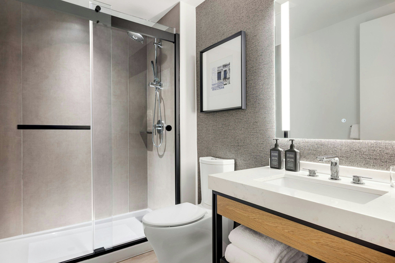 Bathroom 4, Sheraton Tribeca New York Hotel, New York