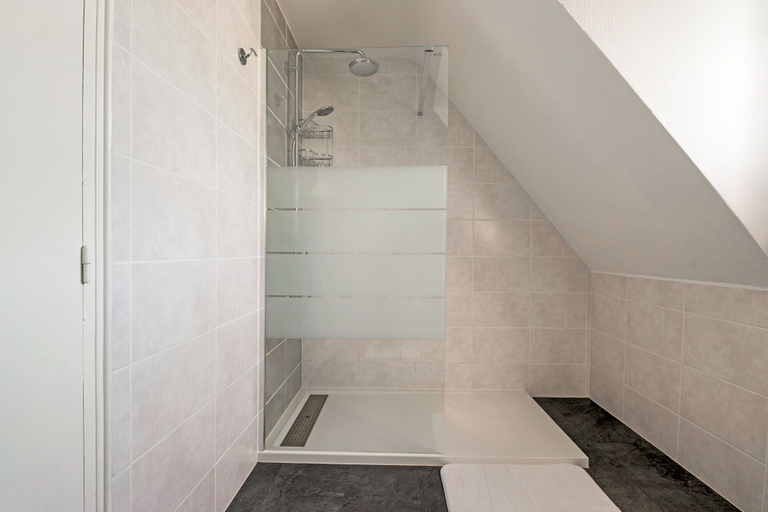 Bathroom 4, Coastal Home in Logonna-daoulas, Finistère