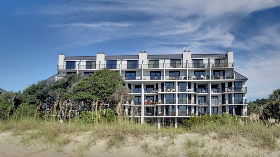 Exterior & Views, 121 D Shipwatch by Avantstay Oceanfront Villa w/ View, Charleston