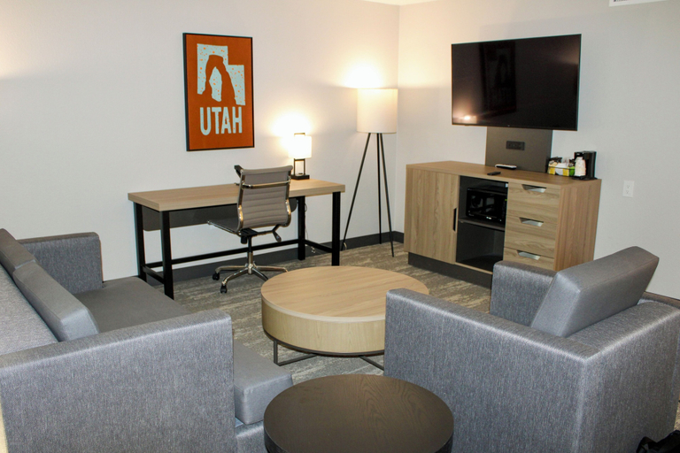 Others 5, The Cairn Hotel, an Ascend Collection Hotel, Iron