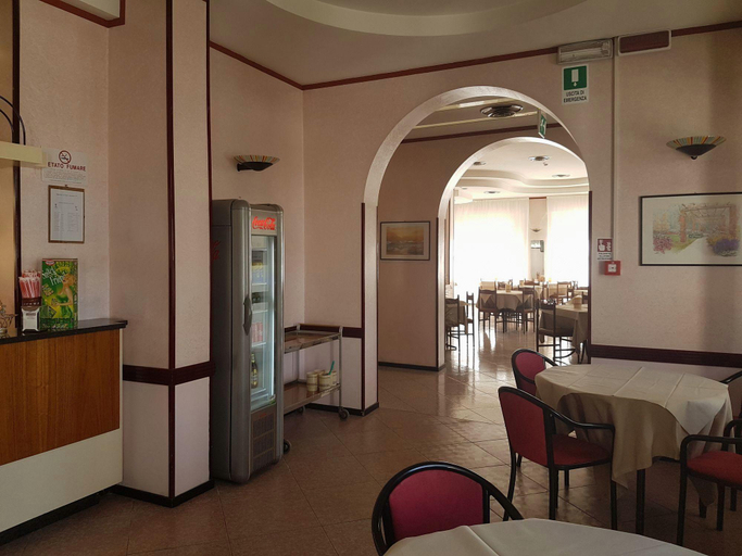 Food & Drinks 5, Hotel Ceccarini 9, Rimini