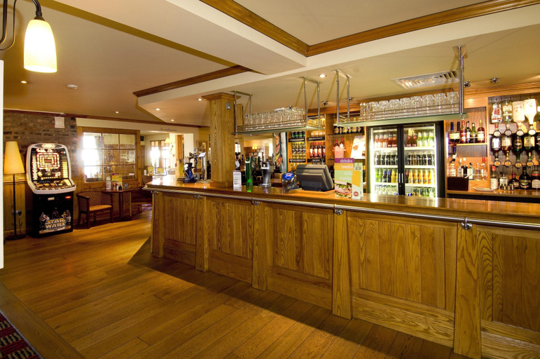 Food & Drinks 4, Premier Inn Gloucester Business Park, Gloucestershire