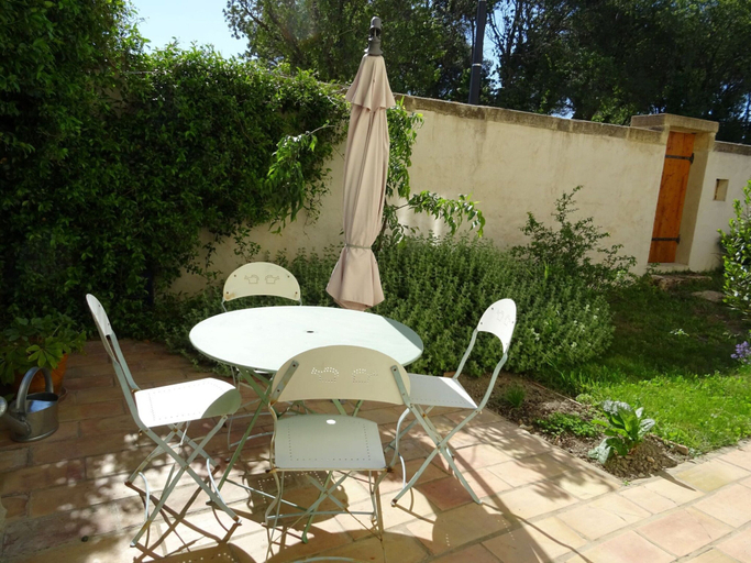 Balcony 5, Mansion in Fournes With Private Pool, Gard