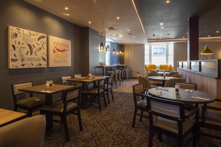 Food & Drinks 5, Premier Inn Llandudno Town Centre, Conwy