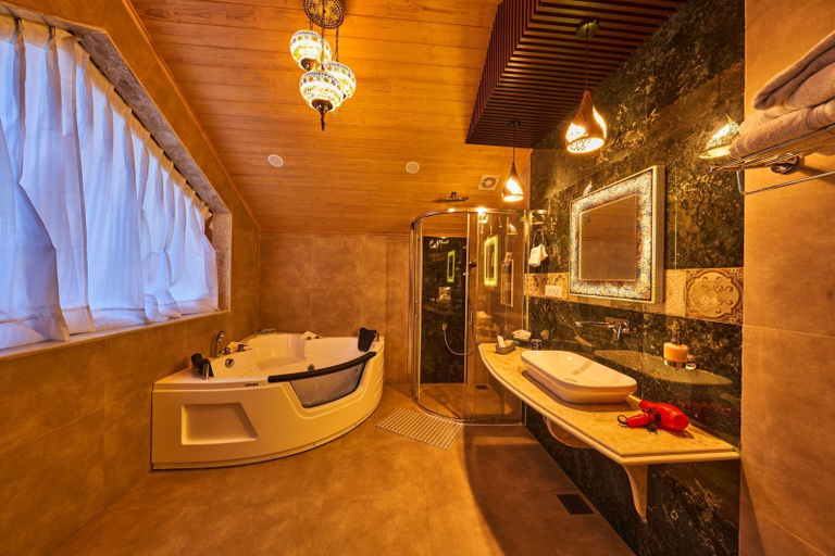 Bathroom 3, Kashmir Mahal Resorts, Srinagar