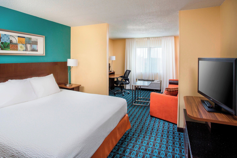 Bedroom 3, Fairfield Inn & Suites Chicago Tinley Park, Will