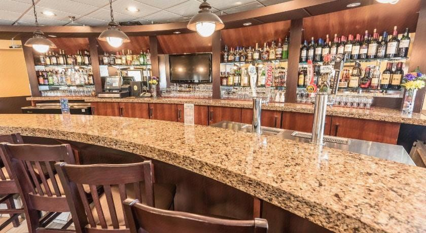 Food & Drinks 4, The Landing Hotel, Ketchikan Gateway