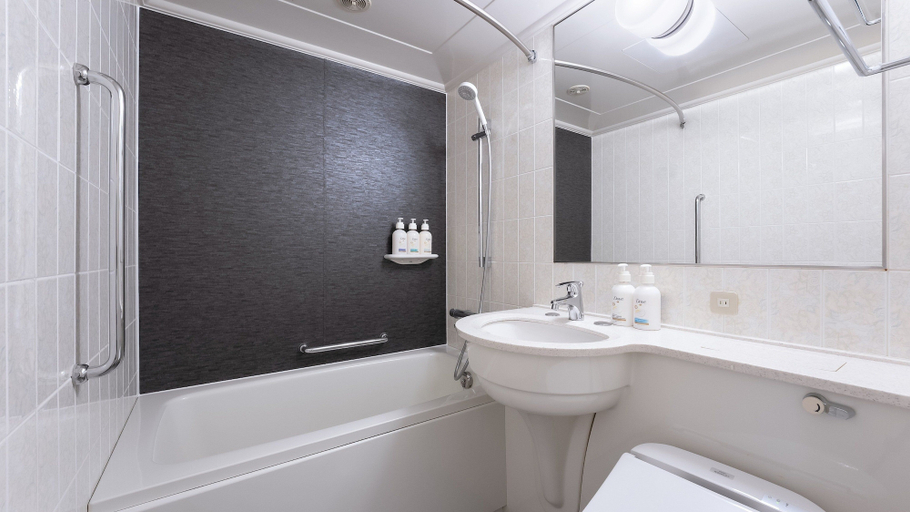 Bathroom 5, ANA Holiday Inn KOBE SANDA by IHG, Sanda