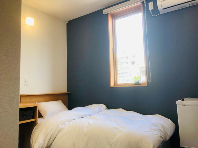 Bedroom 3, QUEENDOM KARATSU HOTEL, Karatsu
