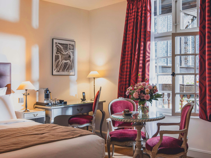 Bedroom 2, Cour du Corbeau Hotel Strasbourg - MGallery Collection, Bas-Rhin