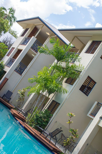 Sport & Beauty 2, Meridian Port Douglas, Douglas