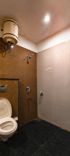 Bathroom 5, Eden Resort By Live Inn, Garhwal