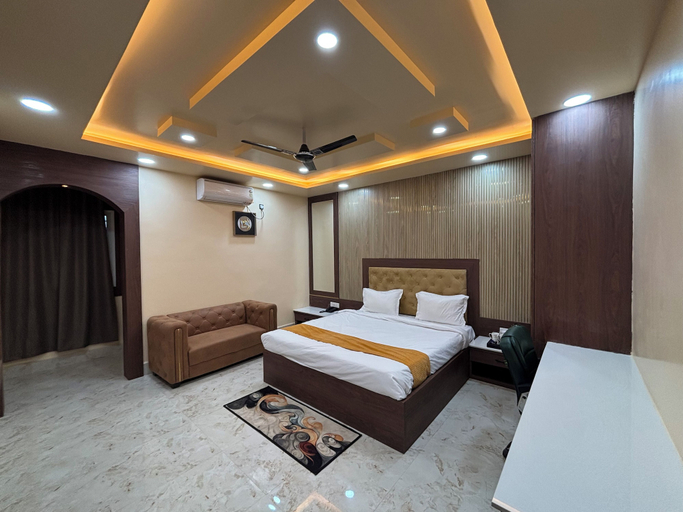 Room 3, SK TOWER, Nawada