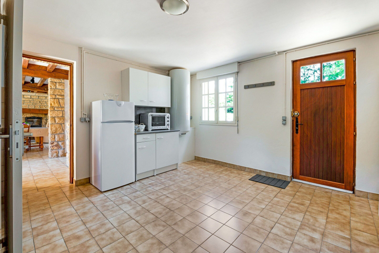 Private kitchen 3, Coastal Home in Logonna-daoulas, Finistère
