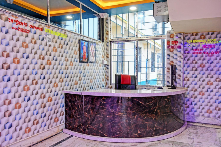 Public Area, Hotel O Mohona Residency & Restaurant, Murshidabad