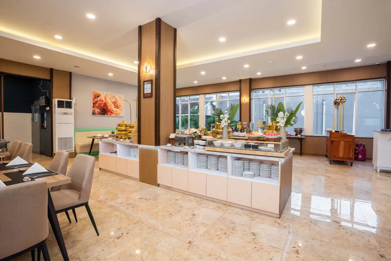 Food & Drinks, Front One Boutique Adria Boyolali, Boyolali