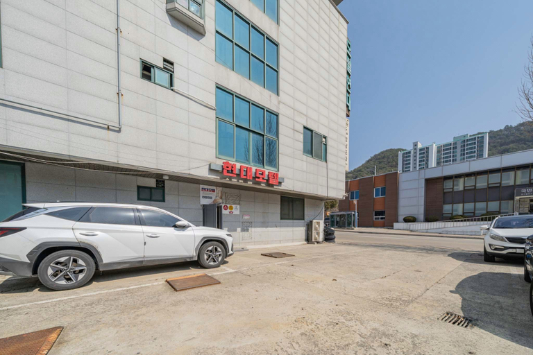 Others 3, Yanggu Hyundai Motel, Yanggu