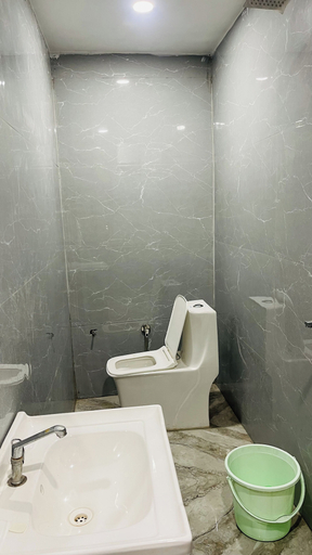 Bathroom 5, Hotel Sangree, Gautam Buddha Nagar