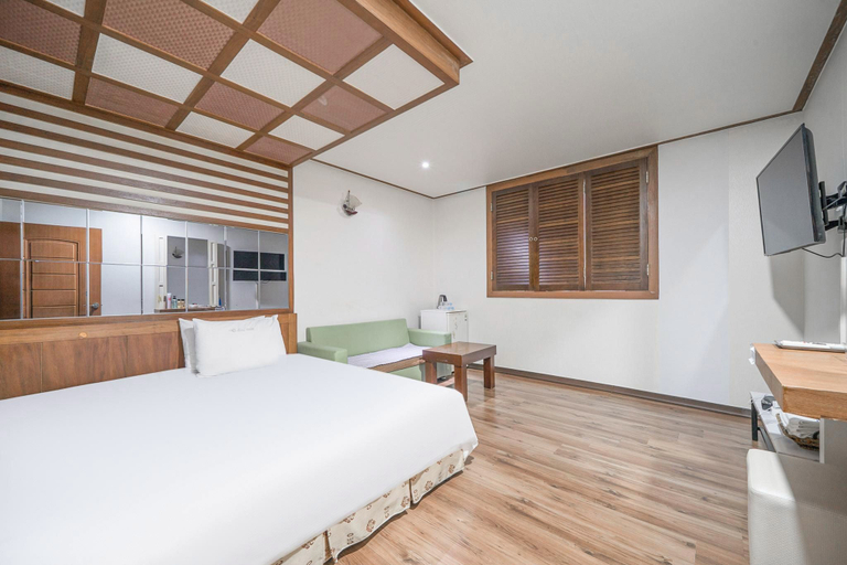 Bedroom 2, Namhae Cinema, Namhae