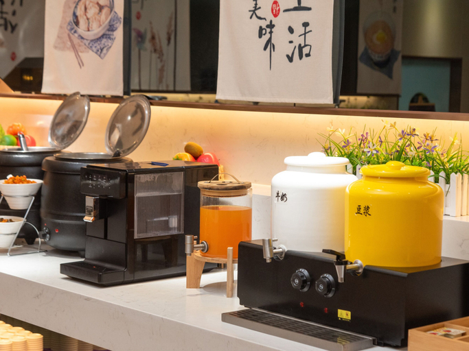 Food & Drinks 5, Lifeng Hotel Huangpu Xiayuan Branch, Guangzhou