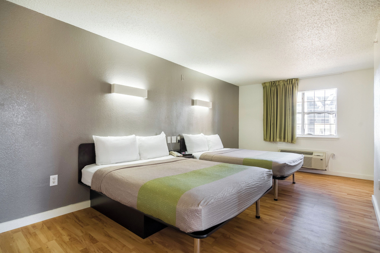 Room 3, Everstay Living Extended Stay, Collin