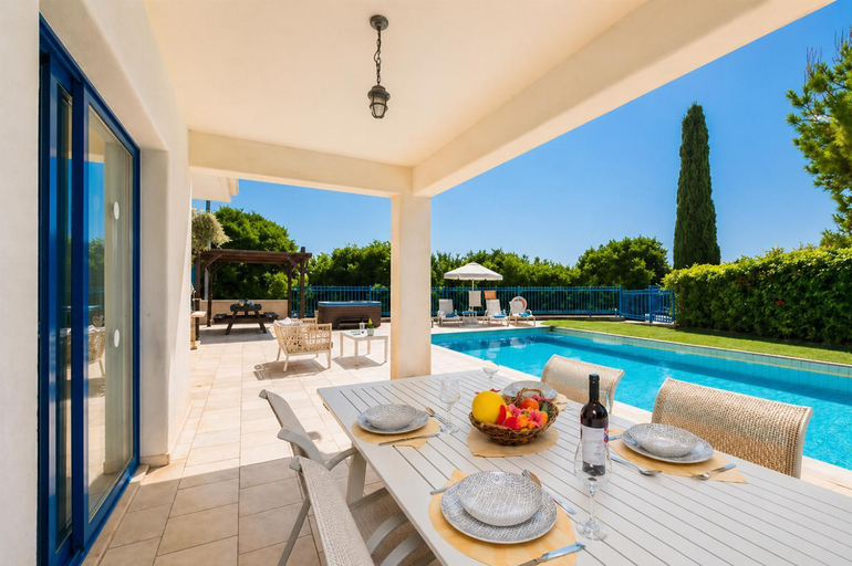Facilities 2, Villa Estia