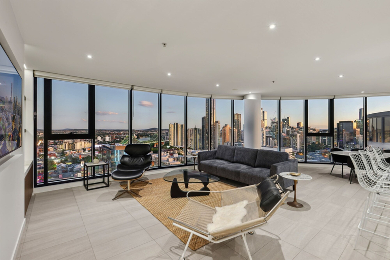 Primary image, Fortitude Valley 3-bed, Top Floor + Bridge View, Fortitude Valley