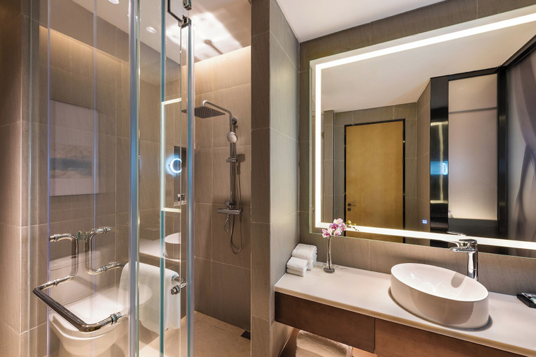Bathroom 5, Shenzhen Longgang Kunyi Mercure Hotel, Dongguan