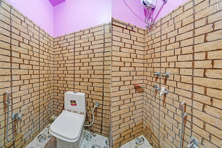 Bathroom 4, Hotel O Mohona Residency & Restaurant, Murshidabad
