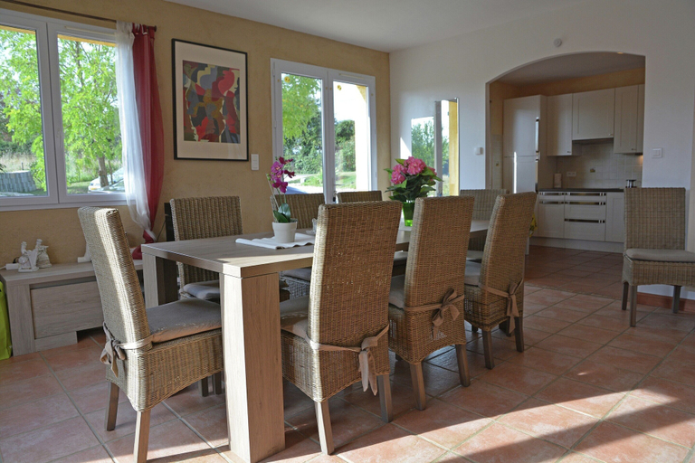 Dining 3, House in Piquecos With Private Pool & Garden, Tarn-et-Garonne