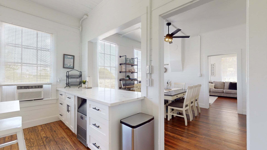 Interior 2, Shiloh By The Sea 5 Bedroom Home, Galveston