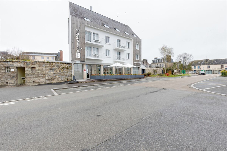 Exterior & Views 2, Brit Hotel Confort Carhaix, Finistère