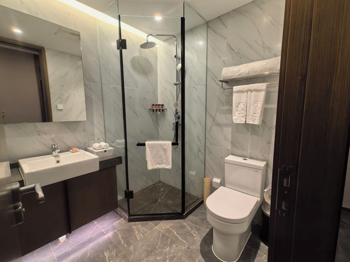 Bathroom 5, Shanghai Hills & Riverdale Residences, Shanghai