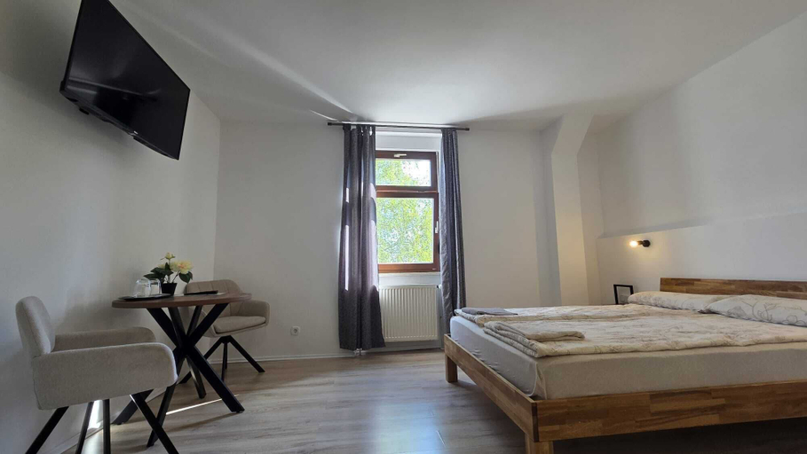 Bedroom 2, Pension Wolf, Börde