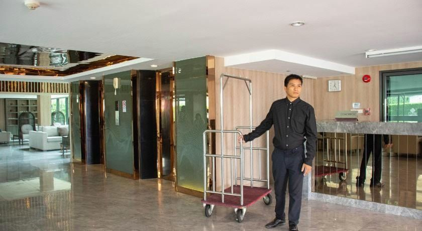 Others 4, Chor Cher The Luxury Green Hotel, Bang Bo