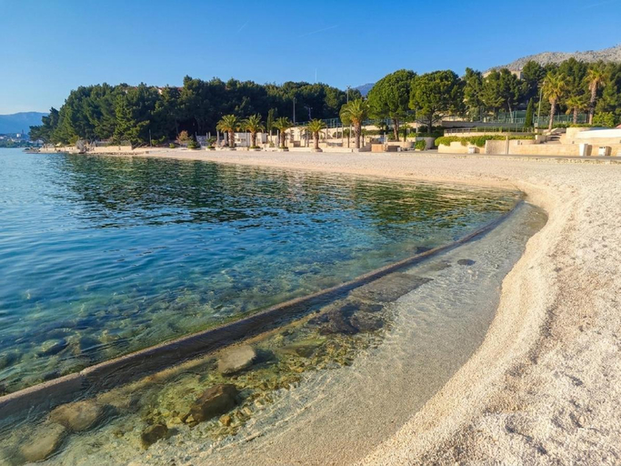Others 5, Just Meters from the sea Lavica Beachfront Apartments, Podstrana