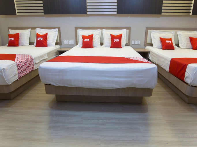 Bedroom 4, Valley View Hotel, Manjung