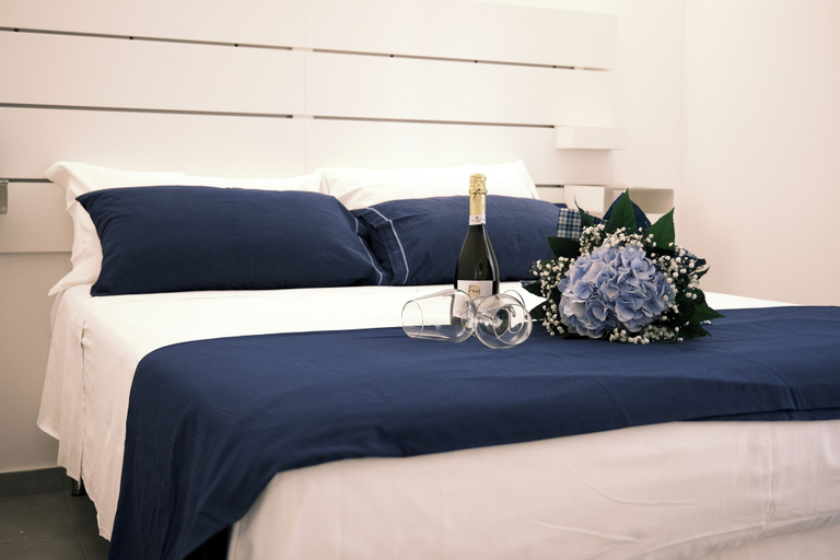 Room 4, LA TARTARUGA RESORT, Messina