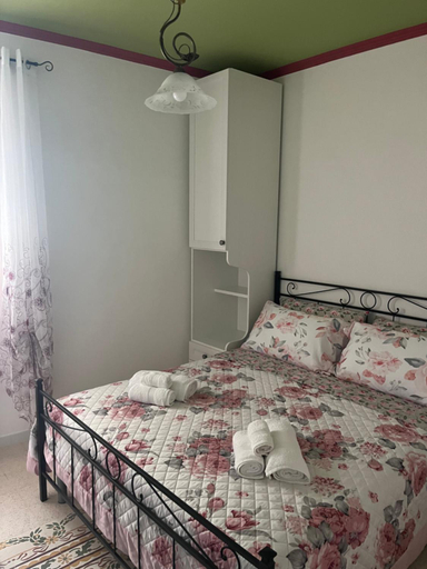 Bedroom 4, A Finistella, Salerno