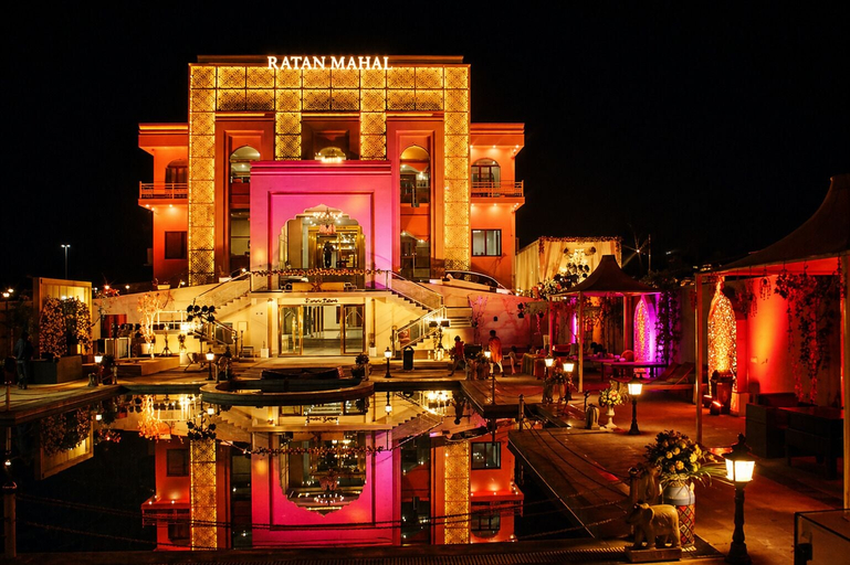 Front of property 4, Hotel Ratan Mahal Palace, Churu