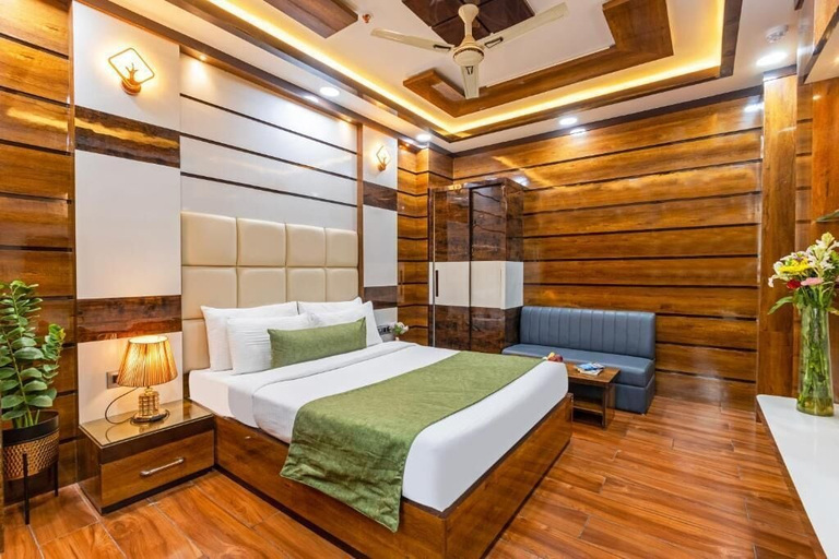 Room 2, OPO Essential Rodali, Delhi