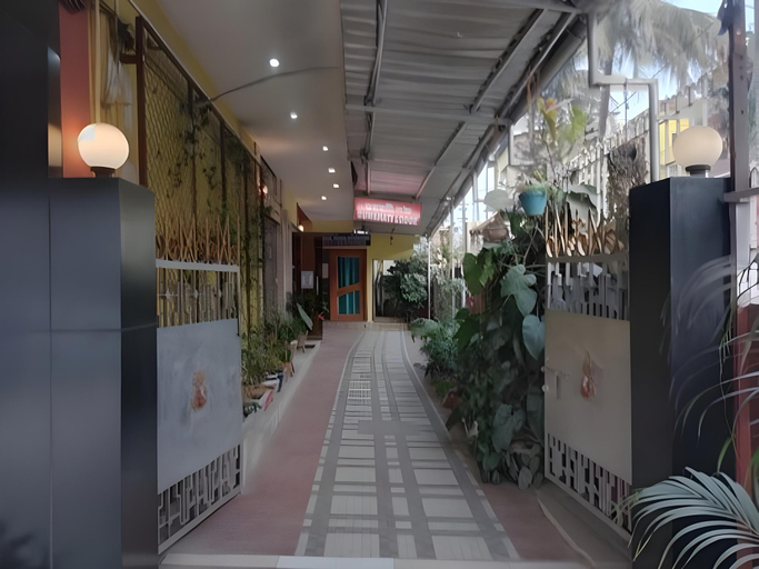 Others 5, Guwahati Lodge, Kamrup Metropolitan