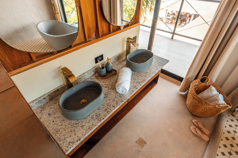 Bathroom 4, Bambuda Santa Catalina, Soná