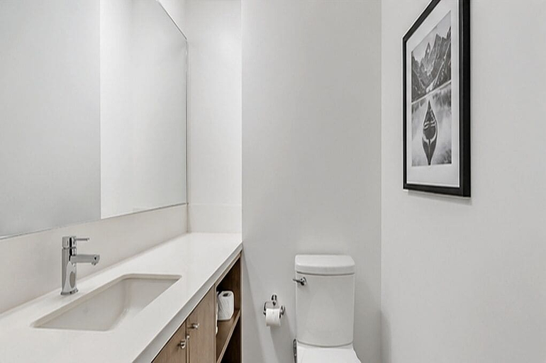Bathroom 4, Avalon Signature Suites DT, Toronto