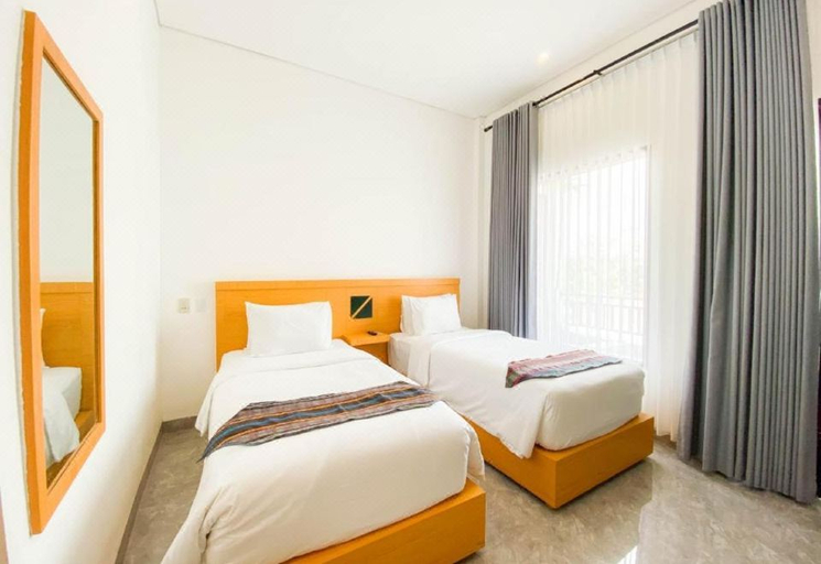 Bedroom 4, Queen Parrona Hotel, North Tapanuli