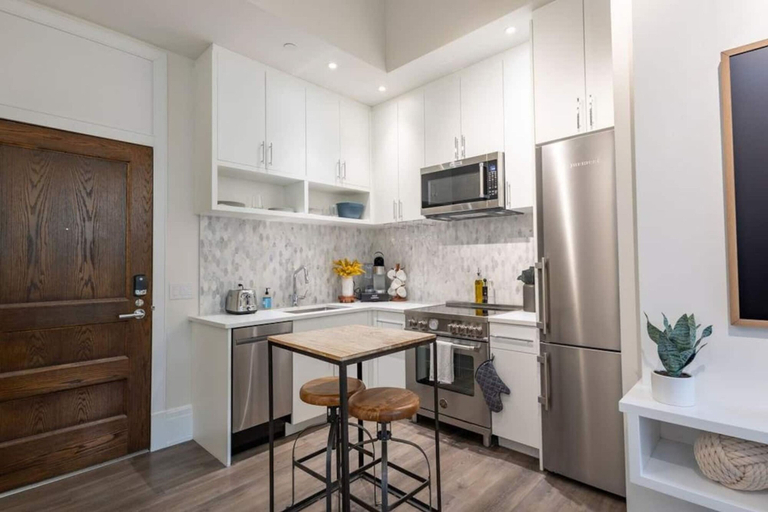 Private kitchen 3, The Brent Lofts, Escambia
