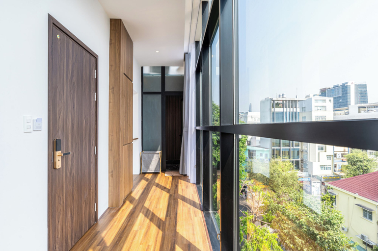 Room 3, Chapter9 Serviced Suite, District 1