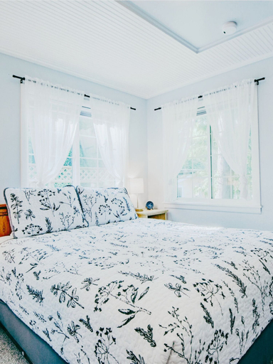 Room 5, Fjordline Lodge, Mason